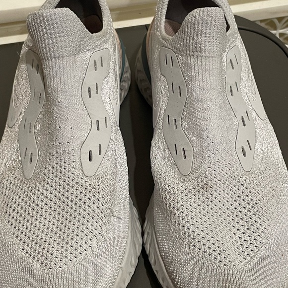 Nike woman snea size 10 - Picture 5 of 7